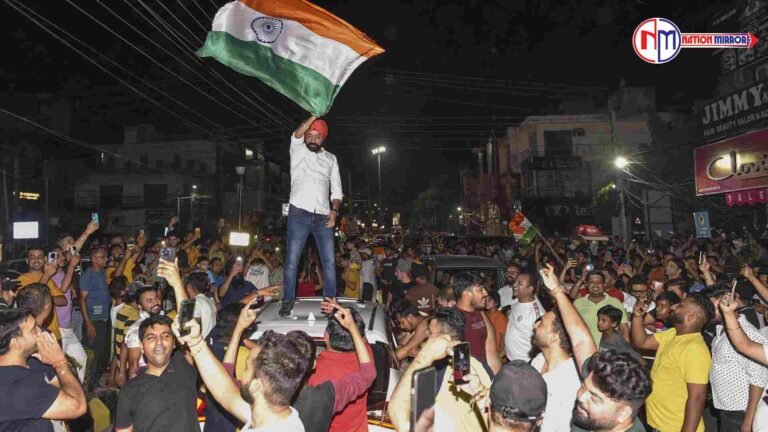 World Cup Celebration: T-20 वर्ल्ड कप की चैंपियन बनी इंडिया, मध्यप्रदेश में तिरंगा लेकर सड़कों पर उतरे लोग