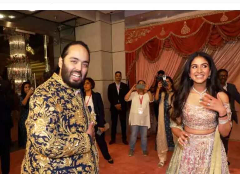 Bomb at Anant Ambani wedding Mumbai police shocked tweet