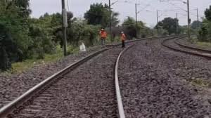 Today Big News: ED अधिकारी ने की आत्महत्या, पटरी में मिला शव