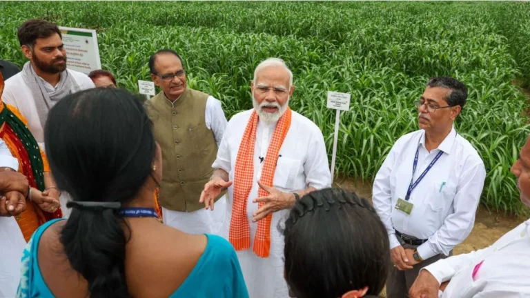 Chhattisgarh CM News Hindi: पीएम मोदी ने जारी की 109 फसलों की नई किस्में