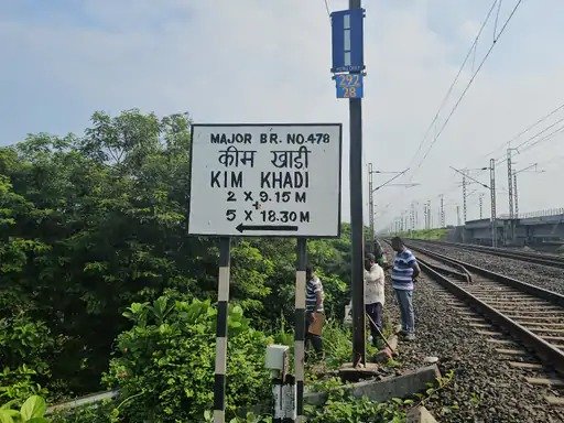 Attempt To Overturn A Train Near Keem Surat