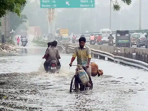 Weather alert hindi Storm Forecast Monsoon status Rain alert