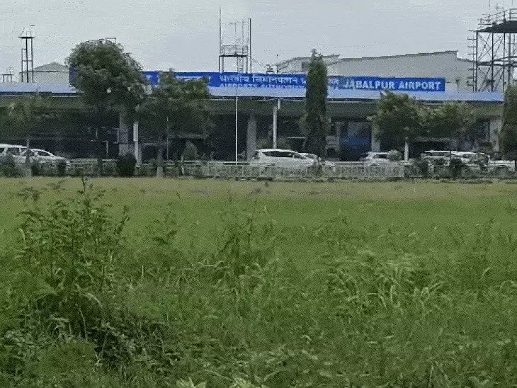 Emergency landing of jabalpur hyderabad flight at nagpur