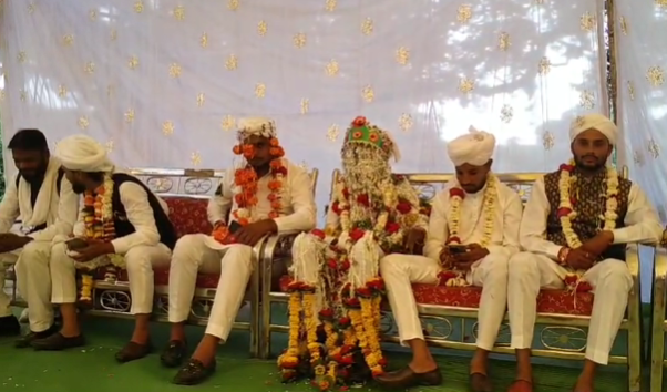 ज़म-ज़म वेलफेयर सोसायटी की अनूठी पहल,मुस्लिम युवक युवतियों का कराया सामूहिक विवाह