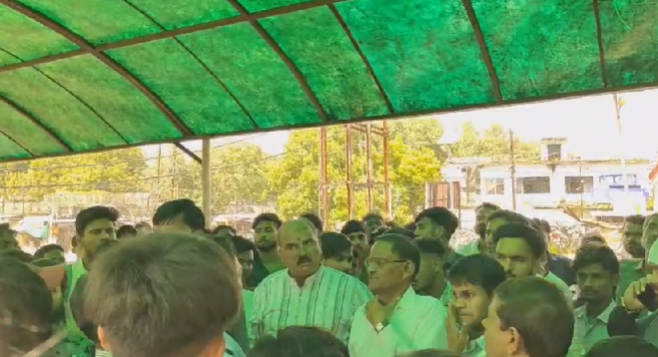 मिलाद उल नवी के जुलूस में हंगामा