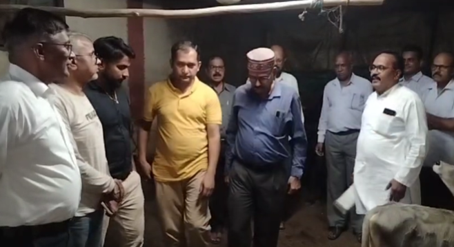 एसडीएम ने किया कामधेनु सेवा समिति द्वारा संचालित अस्थाई गौशाला का निरीक्षण