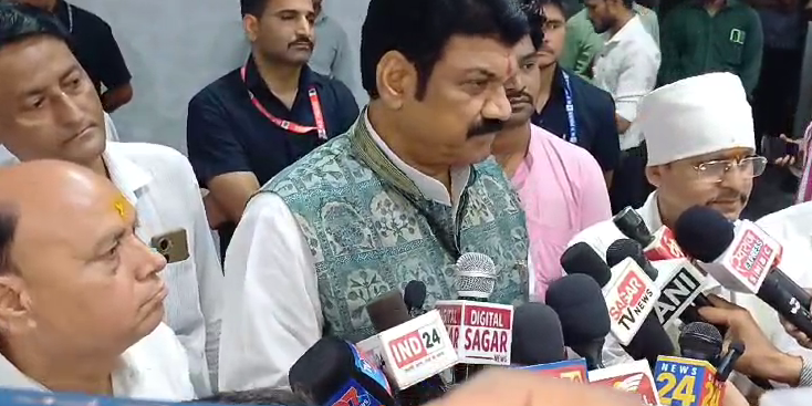 रीजनल इंडस्ट्री कॉन्क्लेव के आयोजन के पहले मंत्री गोविंद सिंह राजपूत ने किया कार्यक्रम स्थल का निरीक्षण