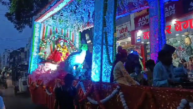 बड़वानी धूमधाम से मनाया गया महालक्ष्मी माता का जन्मोत्सव शोभायात्रा भी निकाली