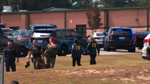 Shooting in america School 4 dead 9 injured