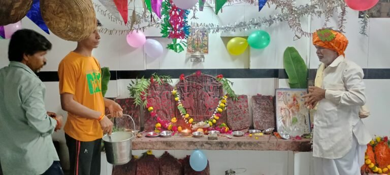 श्री देवनारायण जी का जन्म उत्सव बड़ी धूमधाम से मनाया गया, 12:00 बजे हुई महा आरती