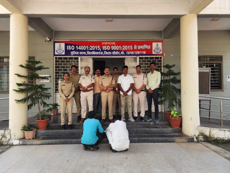 अपने शौक पूरे करने वेयर हाउस के चौकीदार ने चोरी का रचा षड्यंत्र