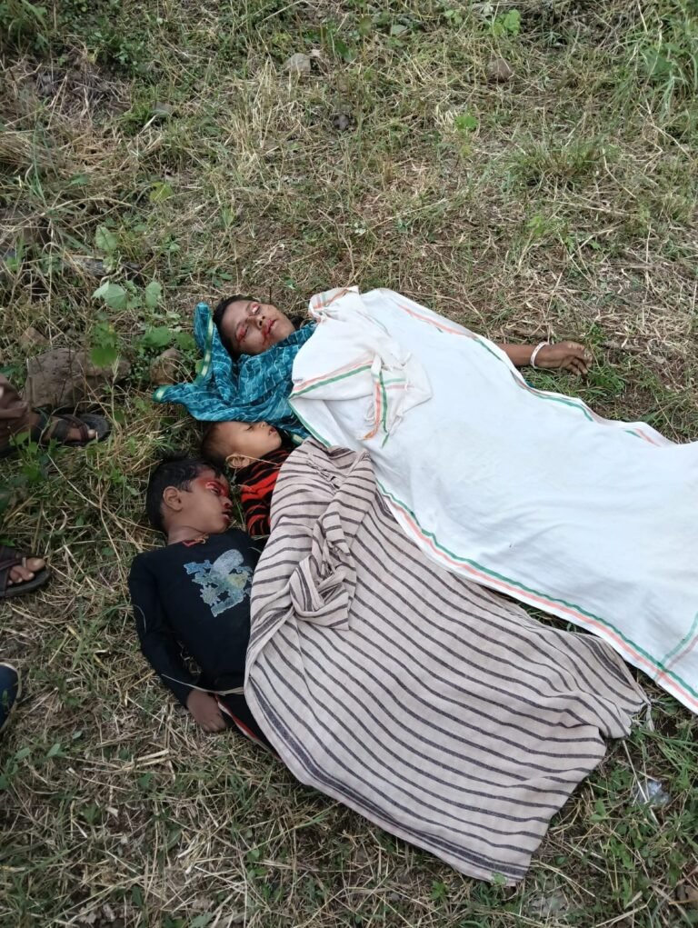 अपने दो मासूम बच्चों के साथ कुएं पर पानी भरने गई महिला कुएं में गिरी, महिला सहित दो मासूम बच्चों की हुई