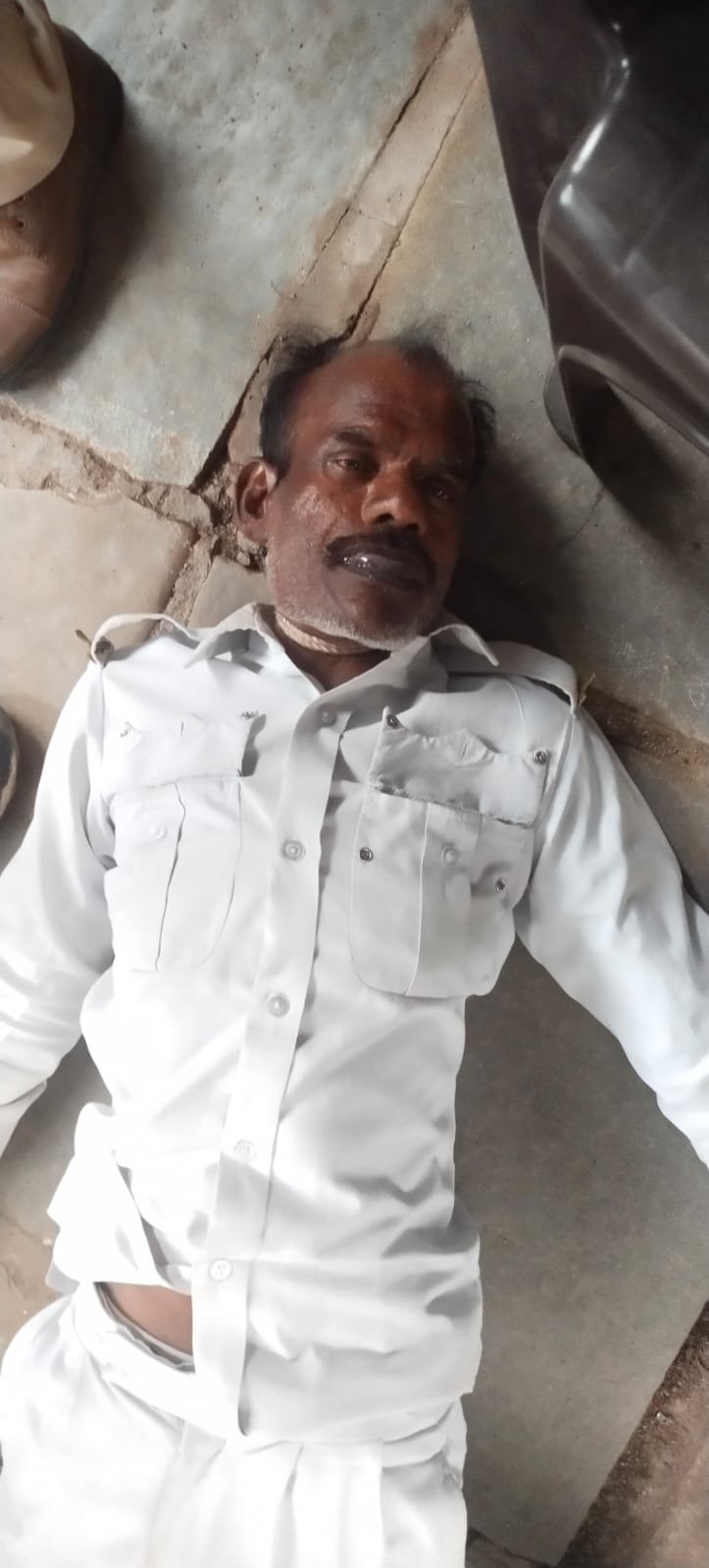 शुजालपुर न्यायालय में कार्यरत कर्मचारी ने अज्ञात कारणों के चलते न्यायालय परिसर में लगाई फांसी