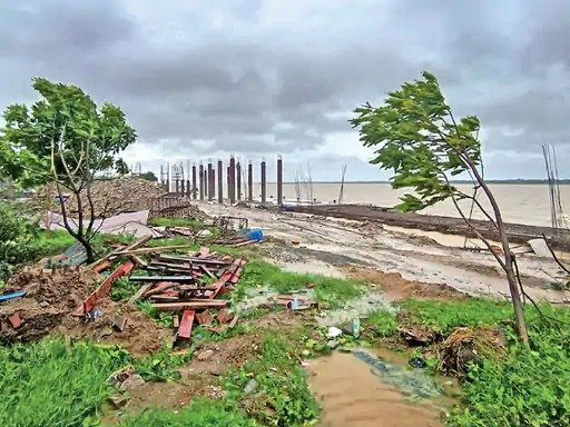 Cyclone Dana weakens saving 6 million lives