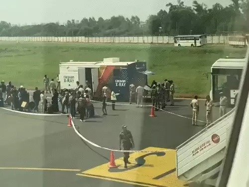 Despite bomb threat plane continued to fly for hours