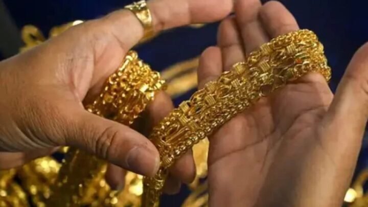 Gold’s inherent value remains resilient in the long term, even when short-term price dips occur. Many experts still view