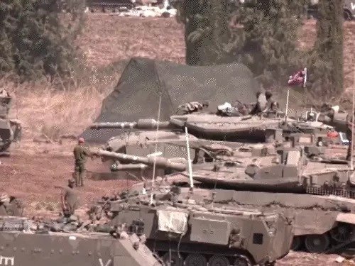 Israeli troops in lebanon after 18-years