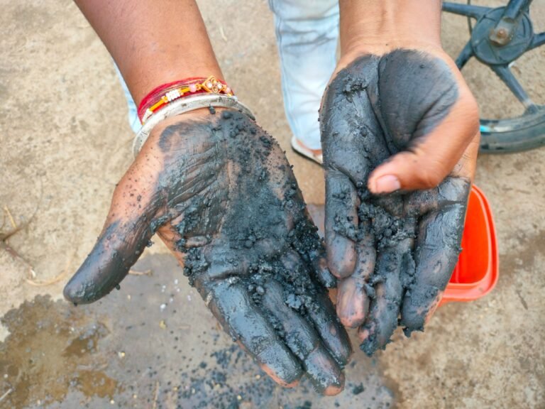 Mp kisan: अन्नदाता से ‘धोखा’,किसानों को बेचा जा रहा नकली खाद,प्रशासन मौन!