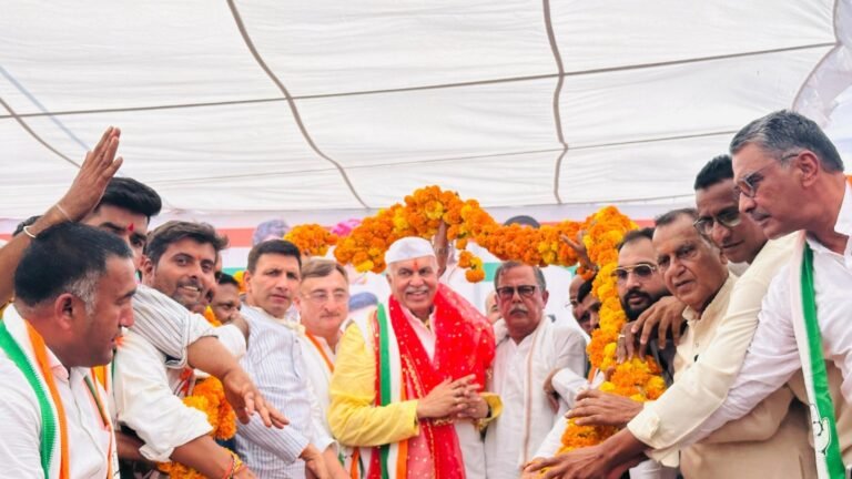 MP By-Election: बुधनी में कांग्रेस प्रत्याशी ने भरा नामांकन, जीतू पटवारी ने बीजेपी पर साधा निशाना