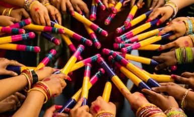 Zepto Sells Over One Lakh Dandiya Sticks During Navratri