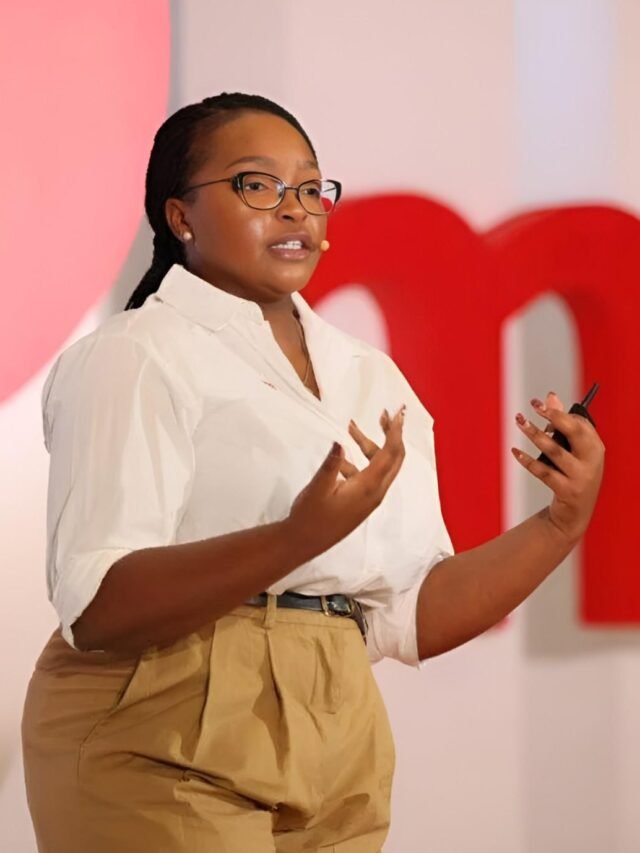 women self empowerment : महिलाएं खुद को अहमियत दें।