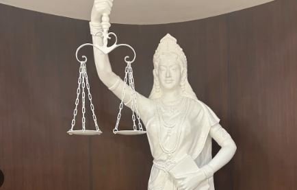 new-lady-of-justice-statue-supreme-court