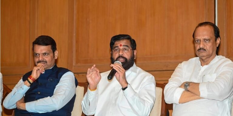 BJP Announces Maharashtra CM Swearing In Date