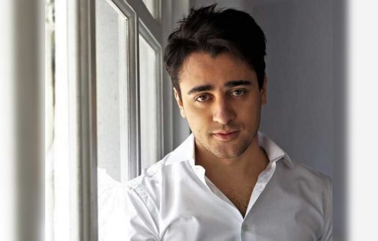 IMRAN KHAN TO COMEBACK