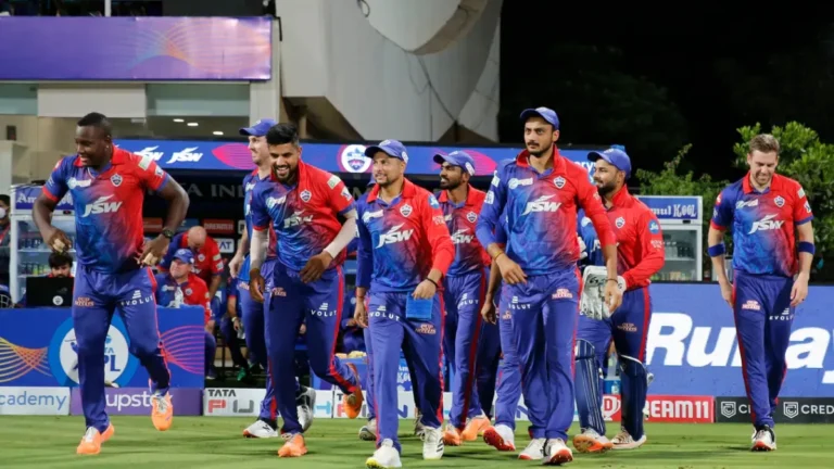 IPL 2025 ऋषभ पंत को रिलीज कर अक्षर पटेल को दिल्ली कैपिटल्स की कप्तानी सौंपने की तैयारी