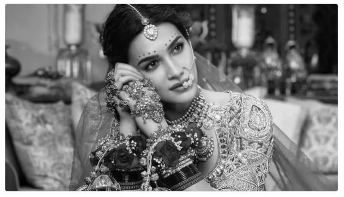 Kriti Sanon's meena kumari biopic