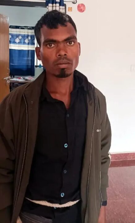 boyfriend cuts girlfriend into 50 pieces 