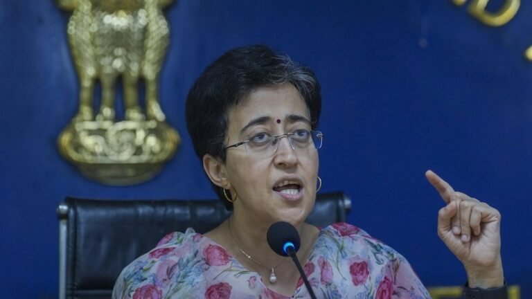 Delhi govt to reinstate bus marshals to ensure safety of women