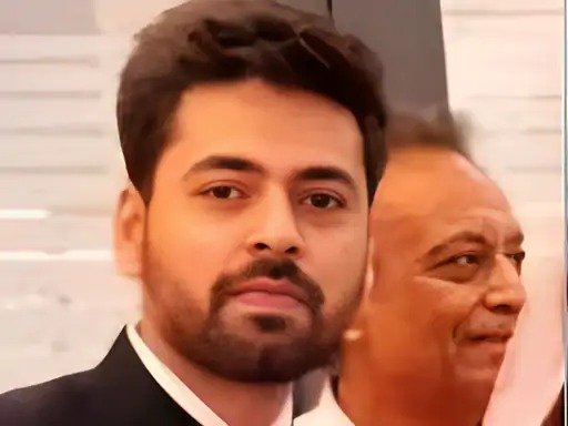 pilot girl committed suicide after bored by boyfriend 