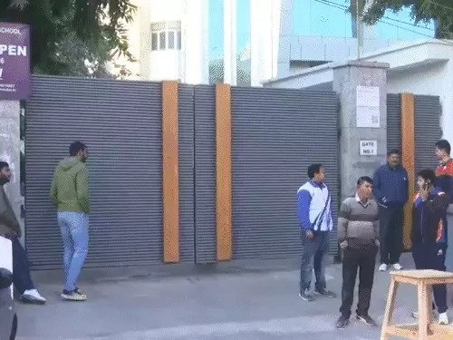 Delhi School RBI Mumbai Office Bomb Threat