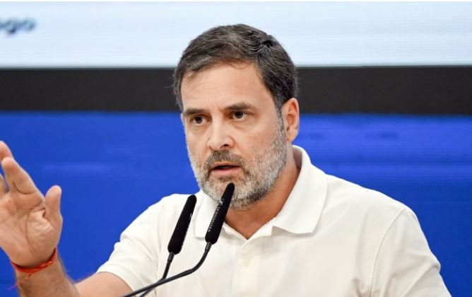 FIR AGAINST RAHUL GANDHI