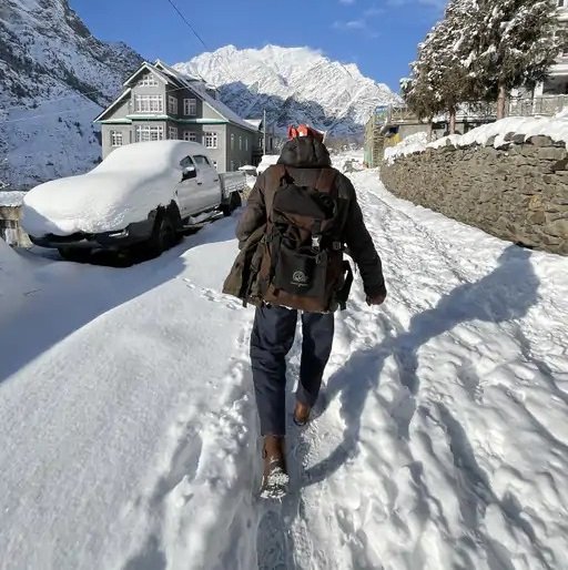 Snowfall in 3 states tap water turns to ice in Srinagar