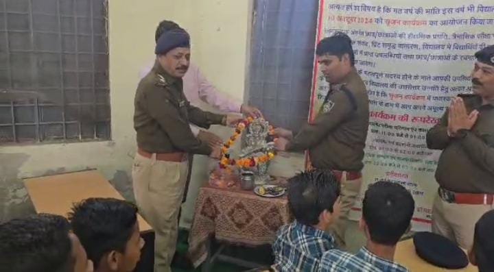 CM राइज स्कूल लहार में पुलिस कार्यशाला, साइबर सुरक्षा और यातायात नियमों पर जागरूकता कार्यक्रम आयोजित