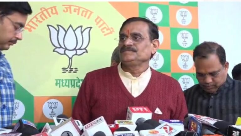 MP BJP: भाजपा प्रदेश अध्यक्ष व खजुराहो सांसद वीडी शर्मा ने की पत्रकार वार्ता