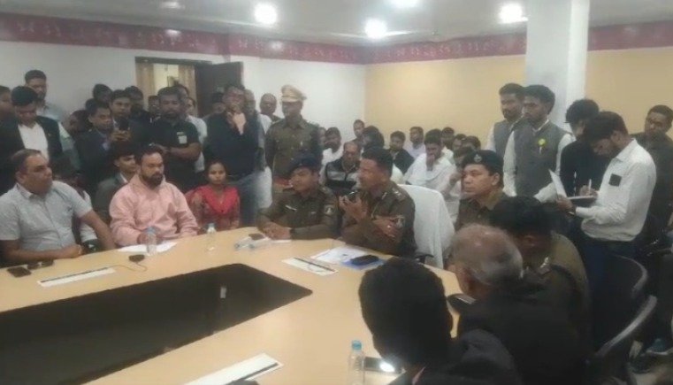 X’MAS SECURITY: क्रिसमस और नववर्ष आयोजनों पर पुलिस की कड़ी नजर,प्रशासन ने दिए सख्त दिशा-निर्देश