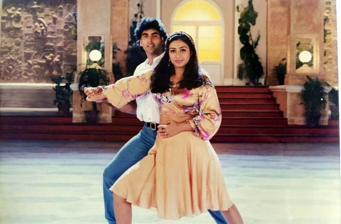 akshay kumar and tabbu to work togeather after 24 years