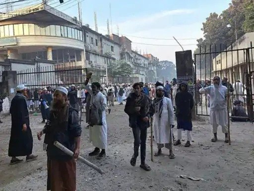 clash between supporters of indian and bangladeshi clerics