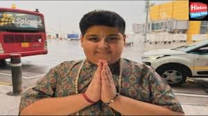 अभिनव अरोरा का एक और PR स्टंट