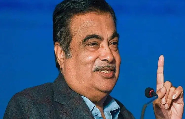 nitin gadkari on live in relationships destroy society