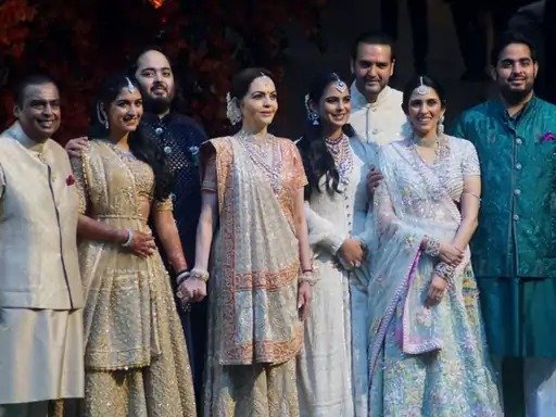 top 25 richest families in world Ambani from india