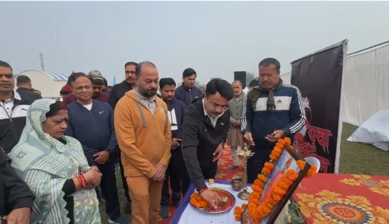 Raisen Vivekanand Jayanti: 4000 बच्चों ने किया सूर्य नमस्कार, युवा शक्ति मिशन की शुरूआत