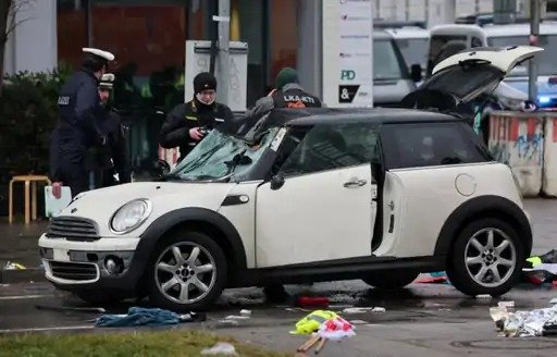  Afghan refugees crush people with cars Germany