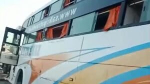 Mahakumbh bus hadsa: 