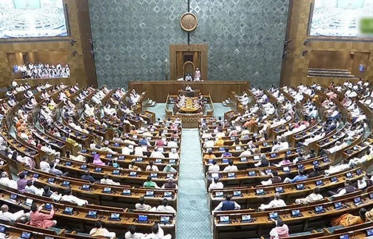 Budget-session 2025 mahakumbh prayagraj