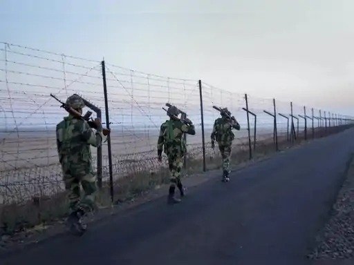 LoC Indian Army fire many Pakistani soldiers killed