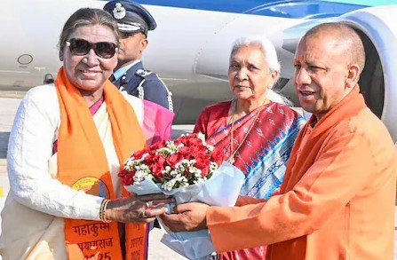 cm yogi with murmucm yogi with murmu